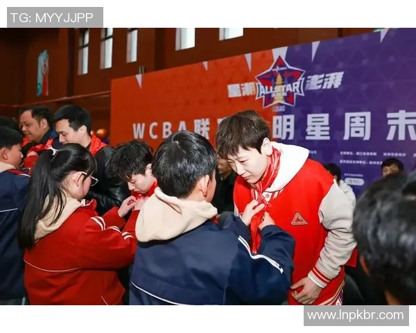 篮球热潮:深入解析杭州篮球队的团队意识与精神文化 篮球热潮:深入解析杭州篮球队的团队意识与精神文化