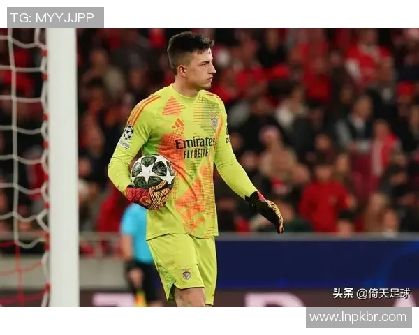 足球明星巴拉古的传奇之路与他对足球的无限热爱与奉献 足球明星巴拉古的传奇之路与他对足球的无限热爱与奉献