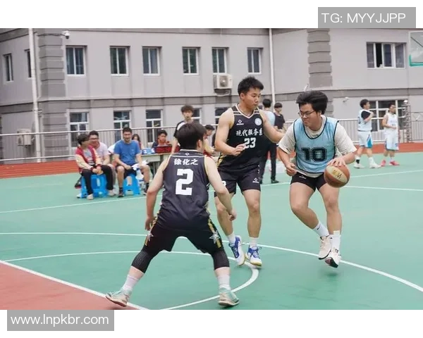 南京篮球队奋勇拼搏的传奇之路与锦标赛的辉煌成就 南京篮球队奋勇拼搏的传奇之路与锦标赛的辉煌成就