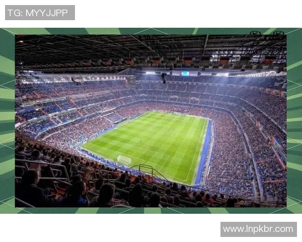 巅峰韩国足球明星的辉煌历程与成就回顾 巅峰韩国足球明星的辉煌历程与成就回顾